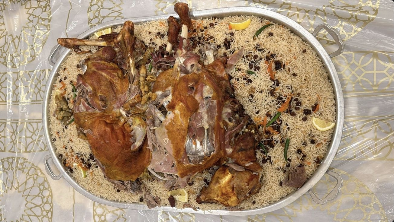 Mengenal Nasi Daging Unta, Makanan khas Arab Saudi