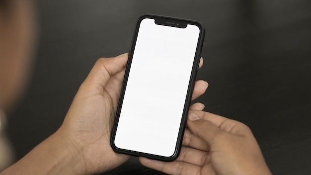 Layar iPhone Mendadak Tidak Bisa Disentuh? Ini Cara Mengatasinya