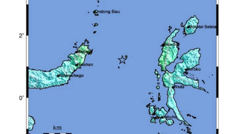 Gempa bumi Magnitendo 7,6 di wilayah Kota Bitung Sulawesi Utara