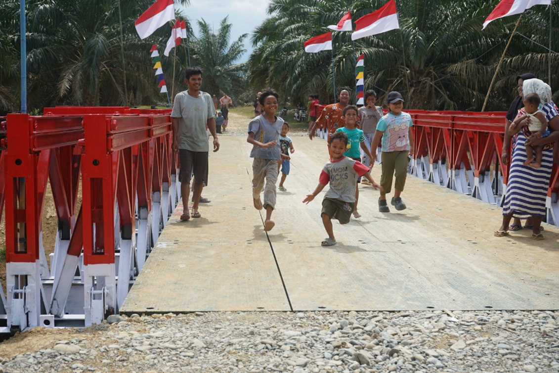 Jembatan Modular TNI AD Pulihkan Akses Vital Aceh Tamiang