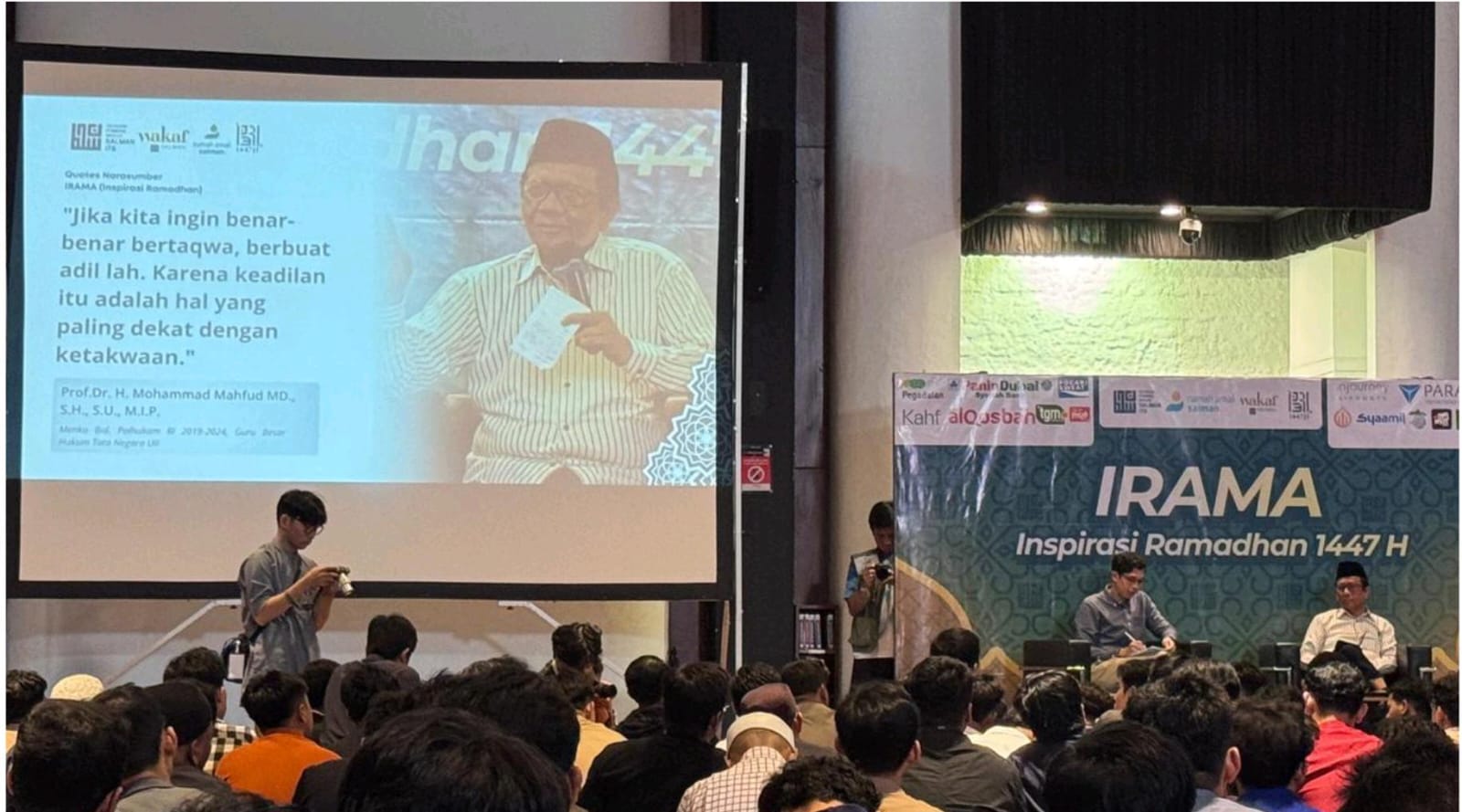 Hukum Tajam ke Bawah, Tumpul ke Atas
