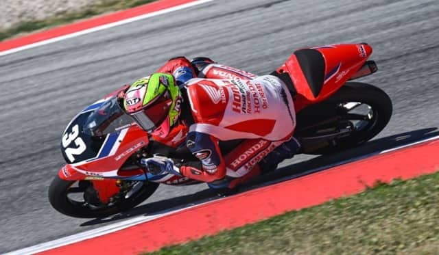 Pebalap Indonesia Muhammad Kiandra Ramadhipa Juara Moto3 Junior di Portugal