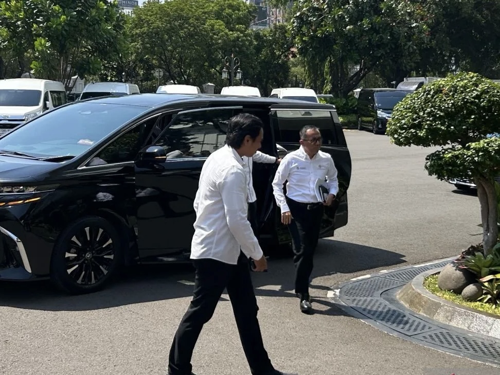 Gelar Rapat Terbatas, Presiden Prabowo Bahas Isu Strategis Perguruan Tinggi