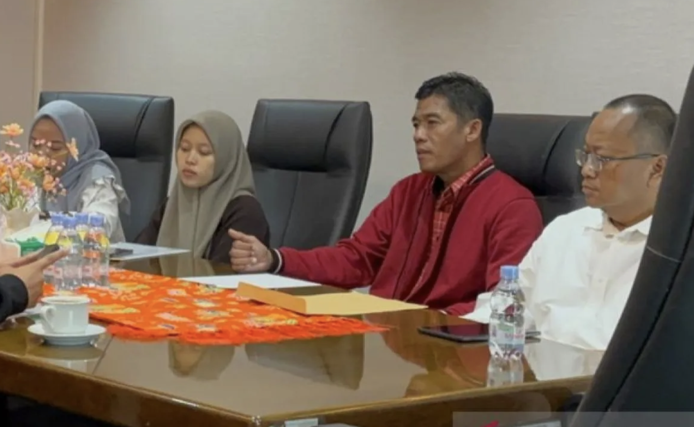 Anak Tewas Terlindas Truk Sampah, Ayah Korban Datangi Balai Kota Minta Penataan Kramat Jati