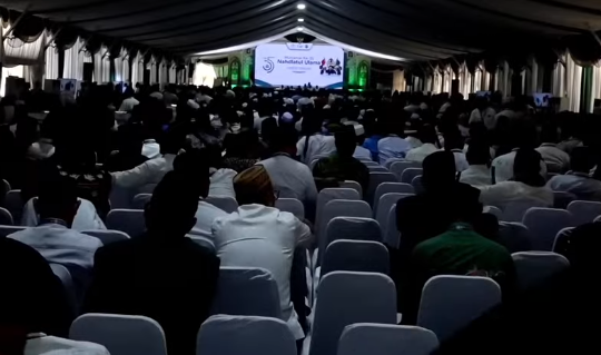 Jelang Pleno I Muktamar NU, Peserta Mulai Masuk Ruang Sidang